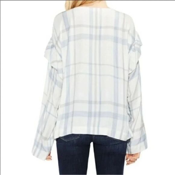 TWO by Vince Camuto Plaid Ruffle Sleeve Top size Medium - Picture 2 of 9